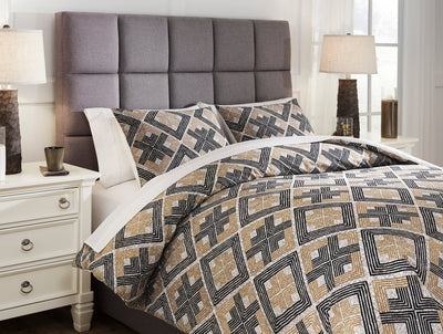 Scylla 3-Piece King Comforter Set - Diamond Furniture